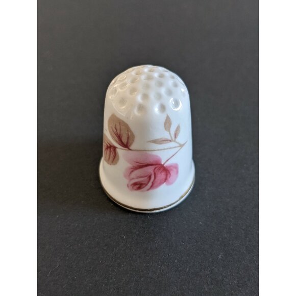 Vtg Queens Fine Bone China Porcelain Thimble Rose Gold Trim Made In England - Picture 1 of 4
